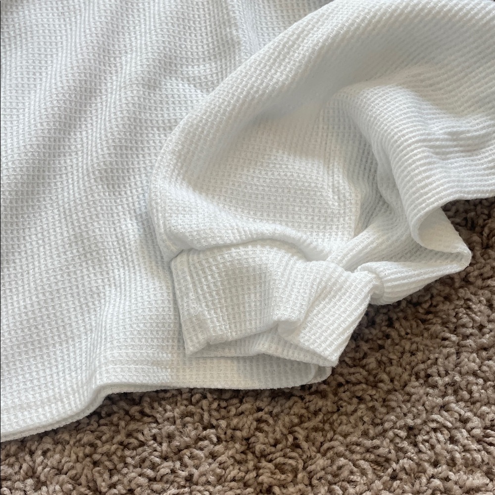 Cropped White Waffle Knit Henley Top - Picture 3 of 4